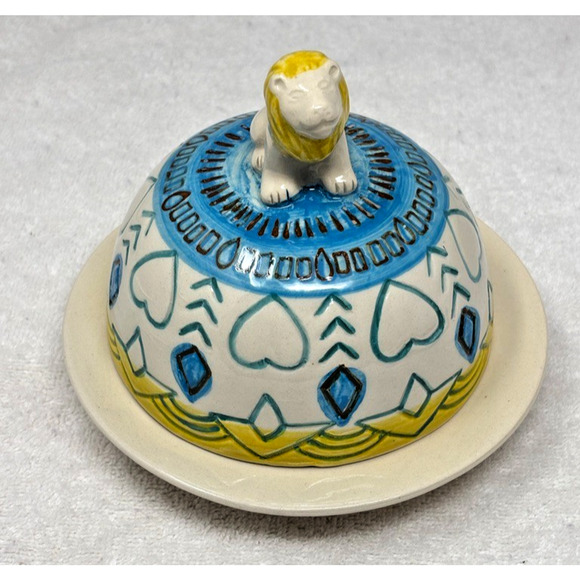 Vintage Lion Topped Domed-Lid Round Butter Dish Keeper Ceramic Blue/Yellow/Cream - Picture 1 of 5